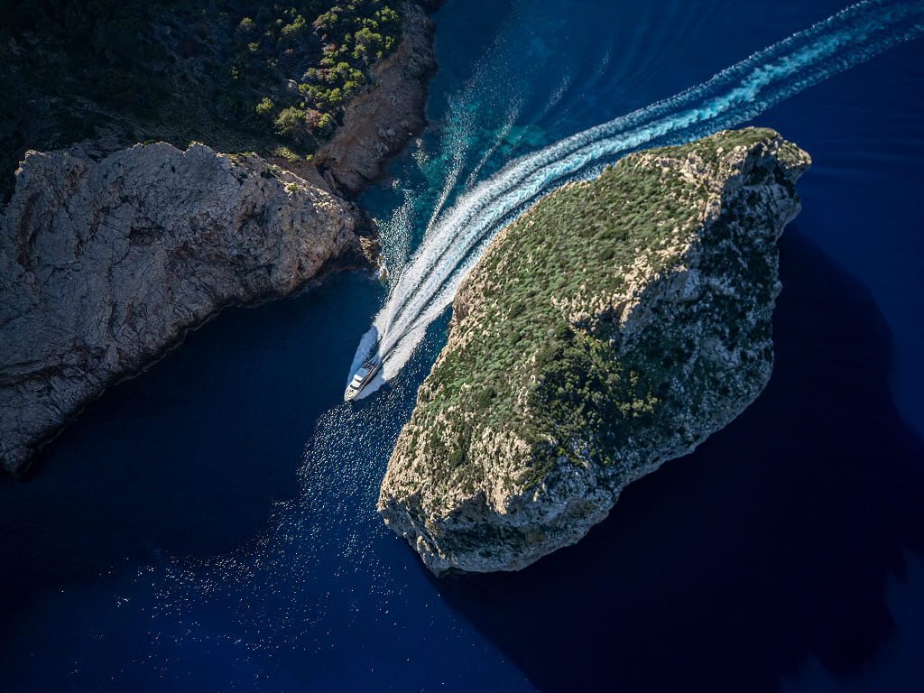 Yacht Charter Management